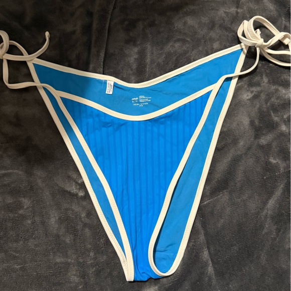 Aerie Vibrant Blue and Cream Bikini Top - Picture 1 of 3